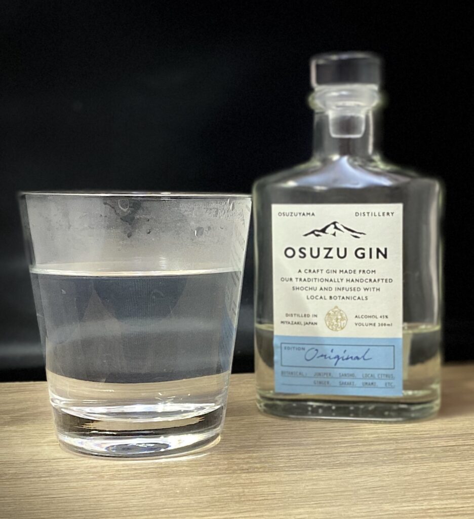 osuzu gin】焼酎の甘さが活きる尾鈴山蒸留所のこだわりのジン | MixoloGin